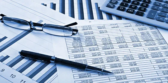 Documentos contables, gráficos y calculadora