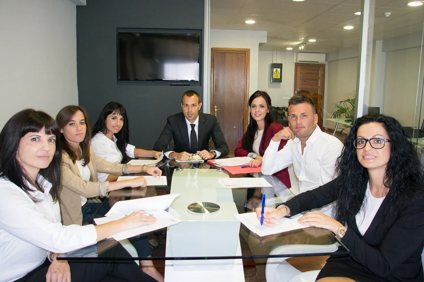 El equipo de EcoVen reunido en el despacho
